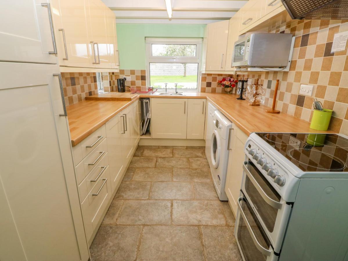 Tir Bedw Villa Ederyn Luaran gambar